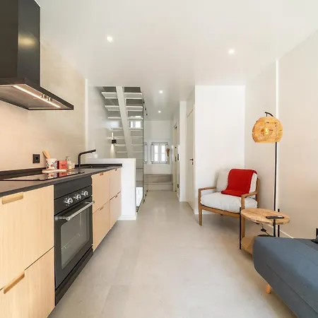 Guestready - Charming Duplex In Heart Of Alfama Vendégház 4*