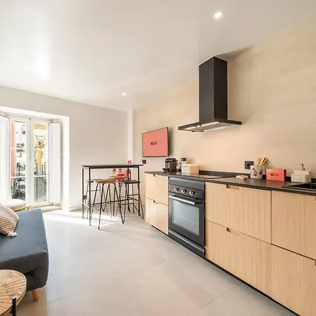 Guestready - Charming Duplex In Heart Of Alfama Lisboa